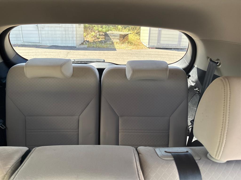 2016 Kia Sorento - $12,995