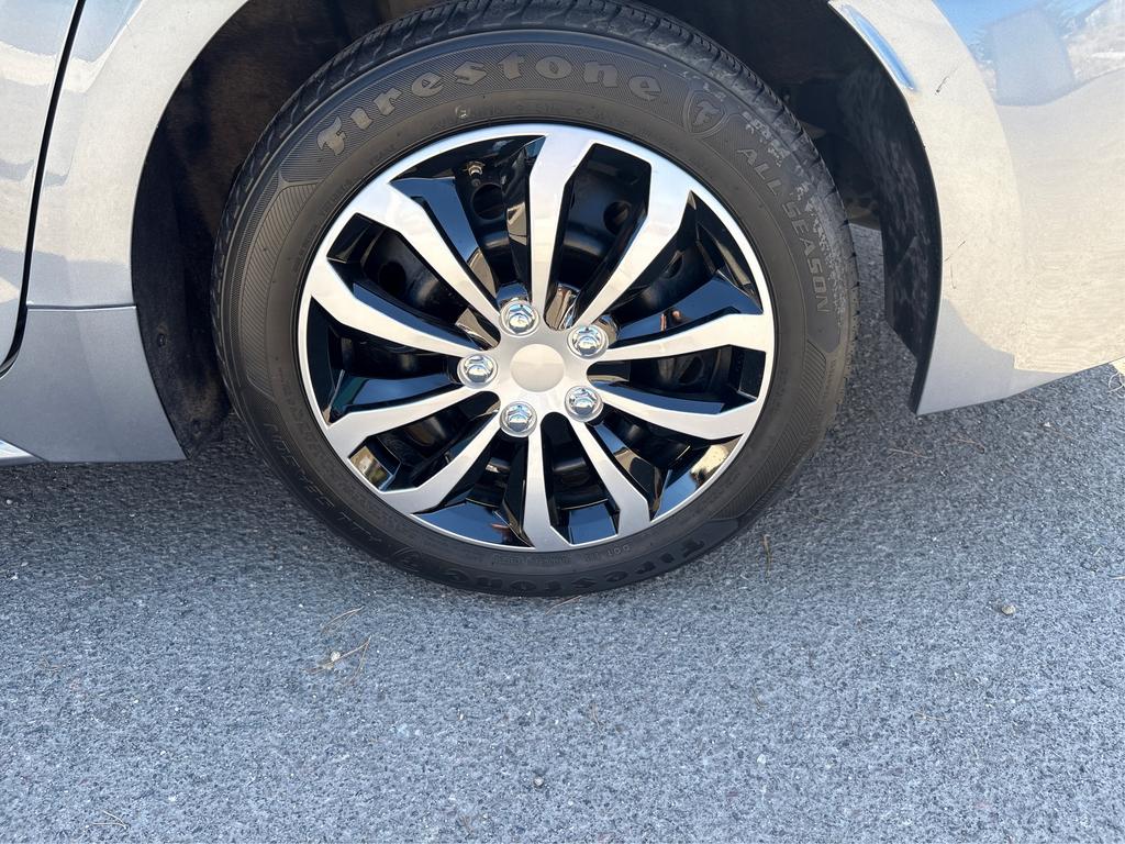 2020 Toyota Corolla - $18,995