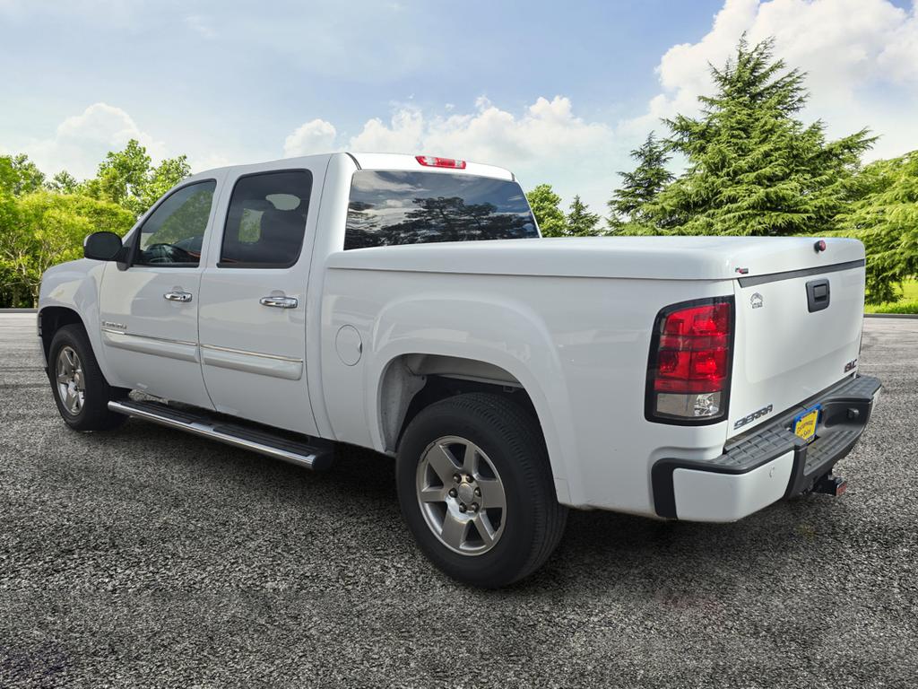 2008 GMC Sierra - $21,995