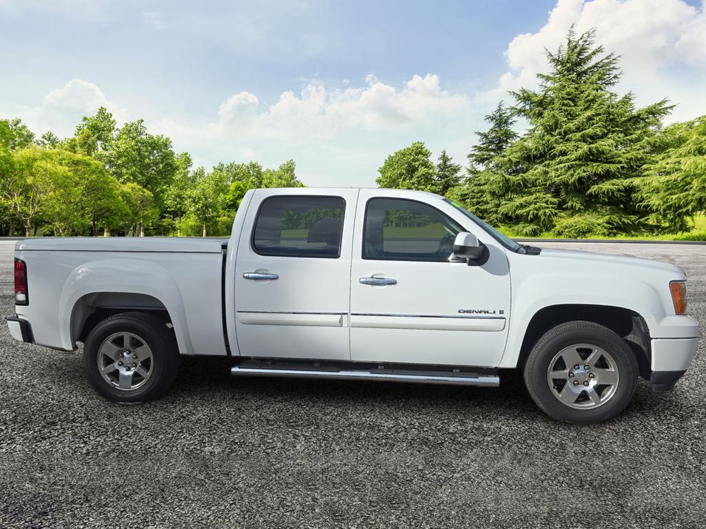 2008 GMC Sierra - $21,995