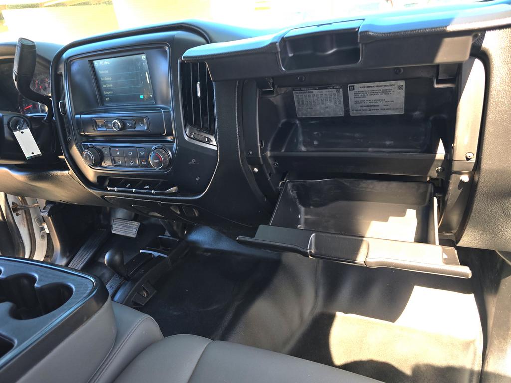2017 Chevrolet Silverado 2500HD - $27,995