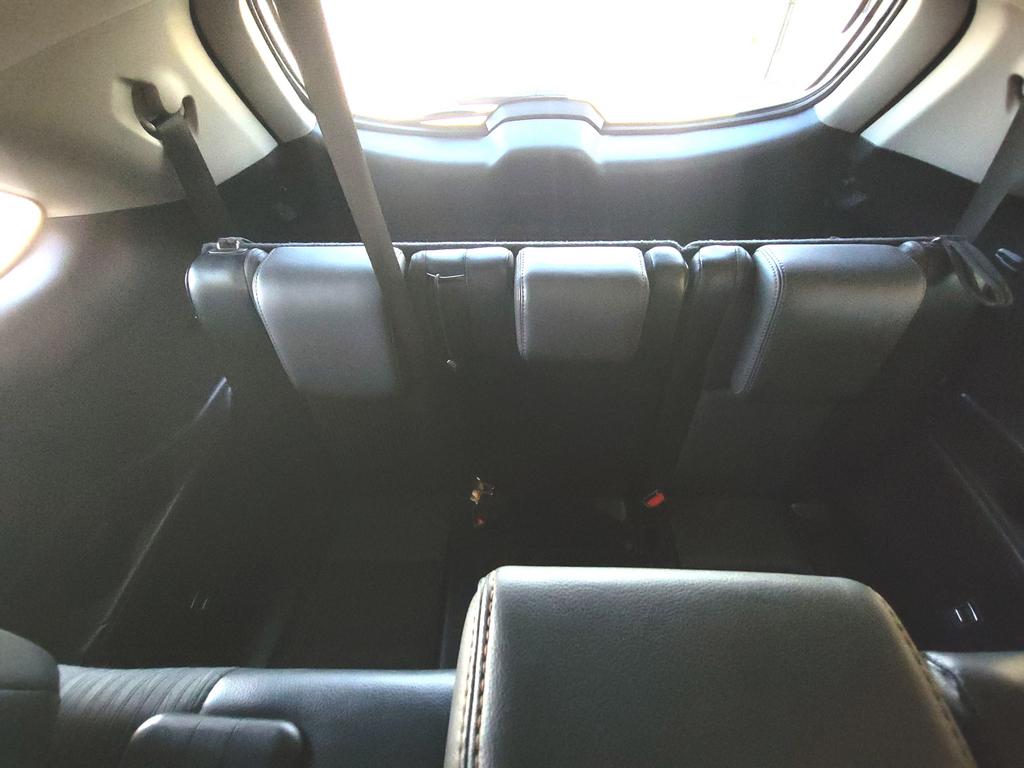 2015 Toyota Highlander LE photo