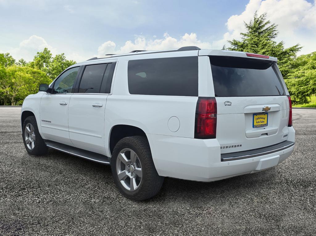 2018 Chevrolet Suburban - $27,995