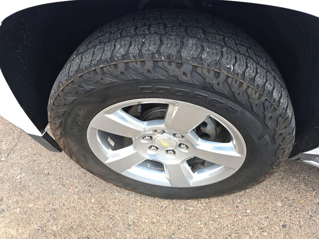 2018 Chevrolet Suburban - $27,995