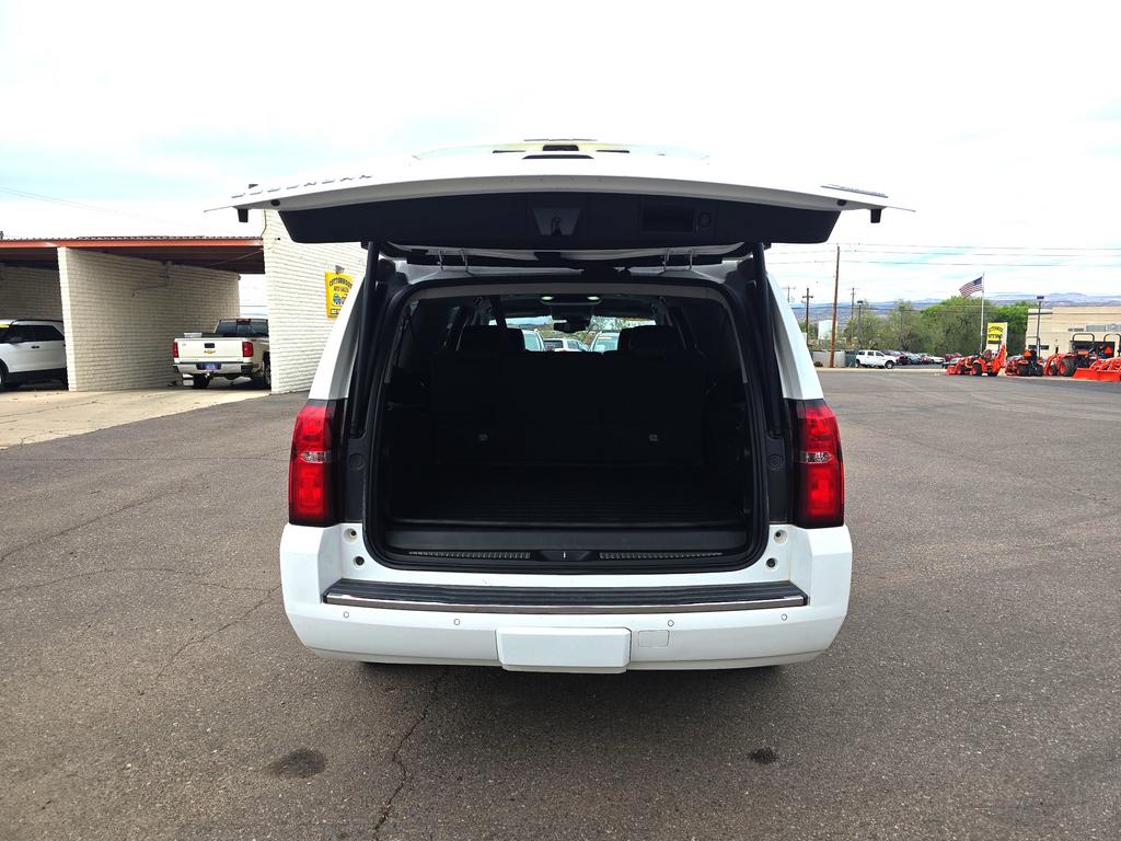 2018 Chevrolet Suburban - $27,995