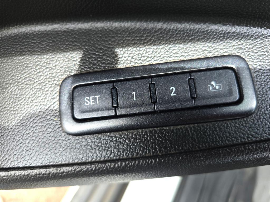 2018 Chevrolet Suburban - $27,995