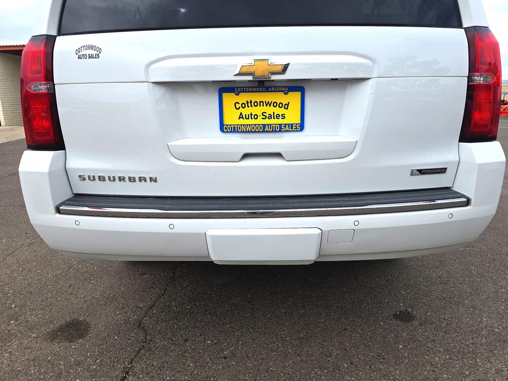 2018 Chevrolet Suburban - $27,995