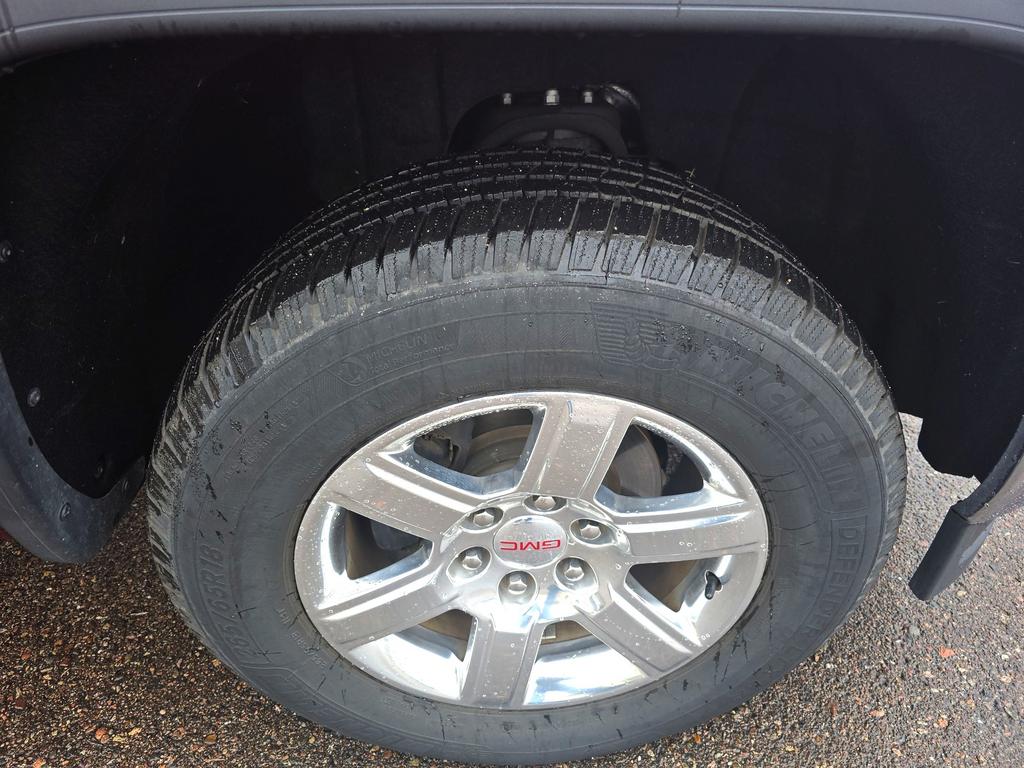 2015 GMC Sierra 1500 - $26,995