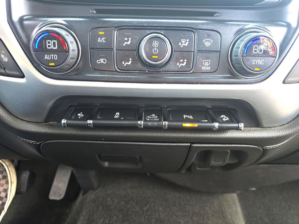 2015 GMC Sierra 1500 - $26,995