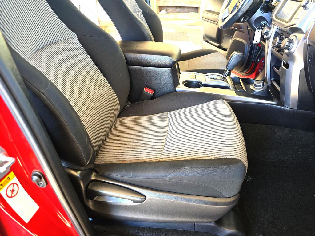 2015 Toyota 4Runner - $25,995