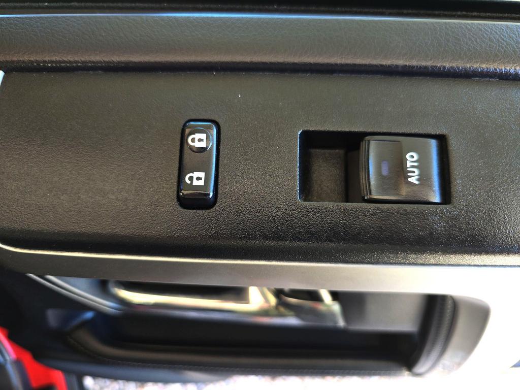 2015 Toyota 4Runner - $25,995