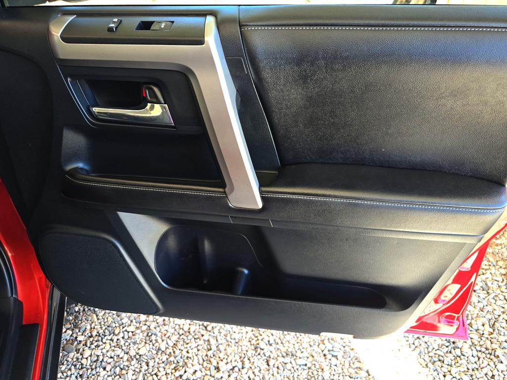 2015 Toyota 4Runner - $25,995