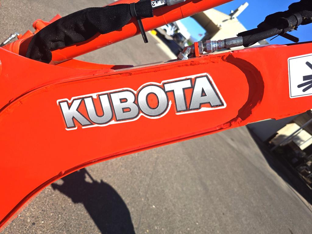 2021 Kubota  BX23s - $21,995