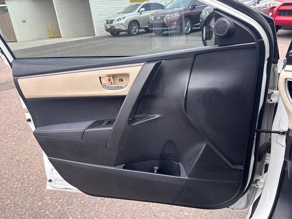2015 Toyota Corolla - $16,995