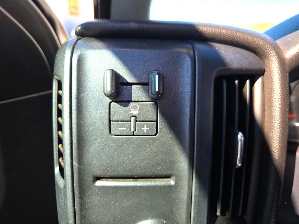 2016 Chevrolet Silverado - $22,995