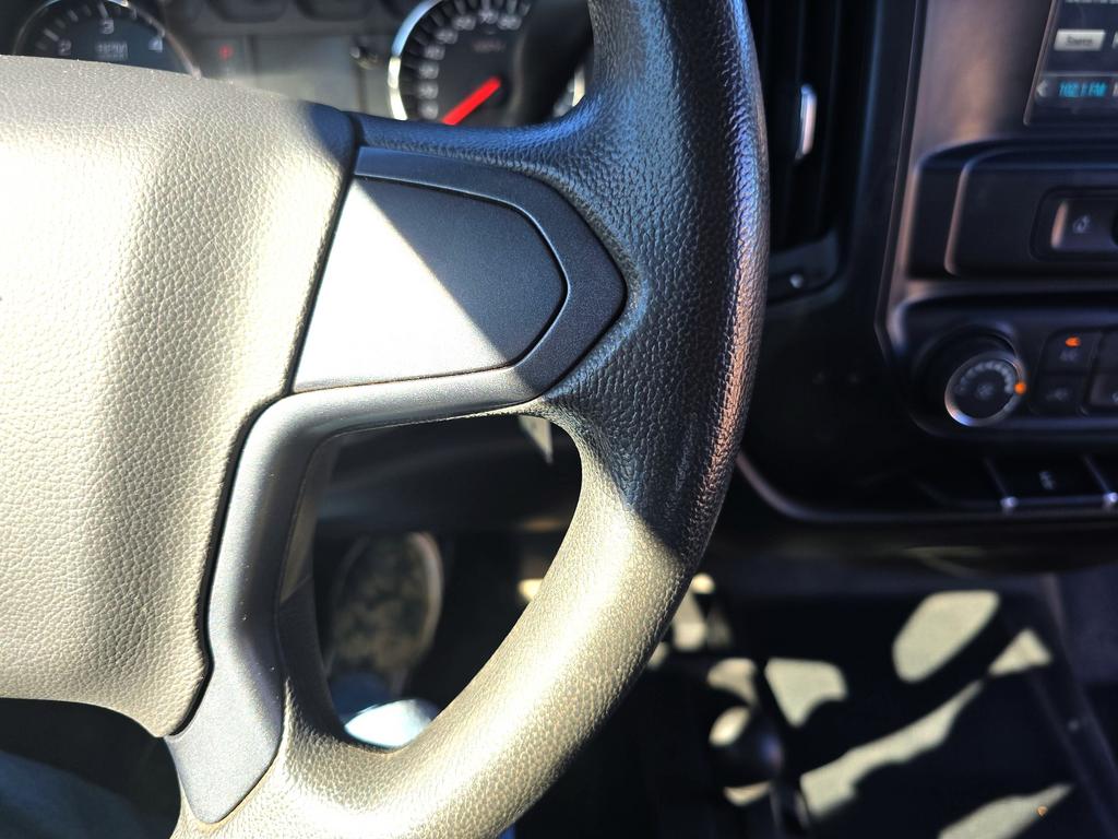2016 Chevrolet Silverado - $22,995