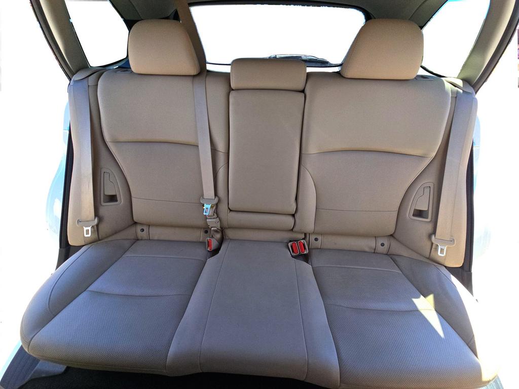 2016 Subaru Outback - $16,995