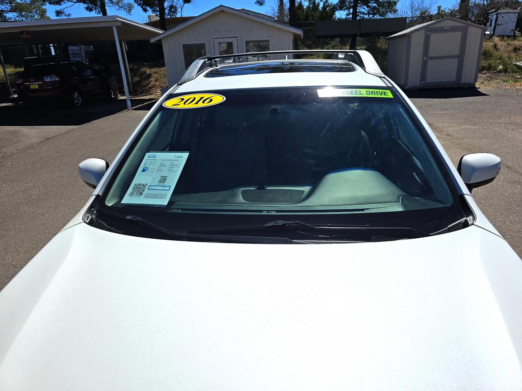 2016 Subaru Outback - $16,995