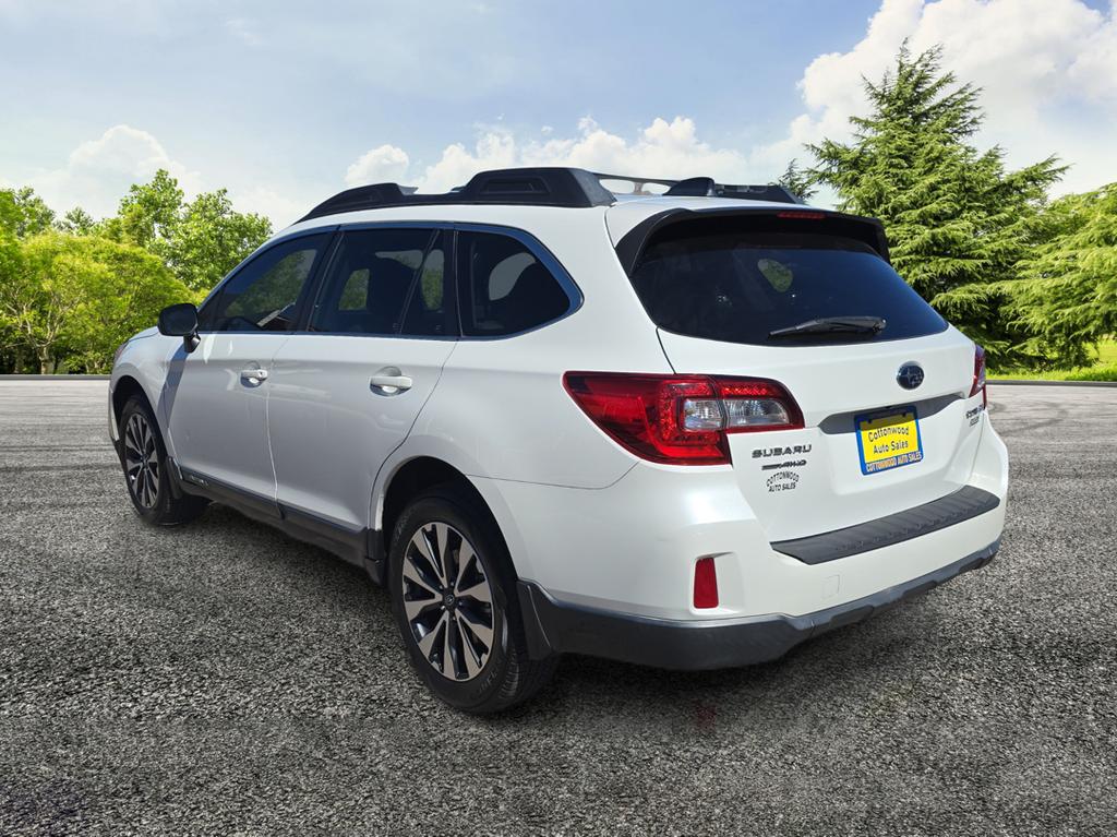 2016 Subaru Outback - $16,995