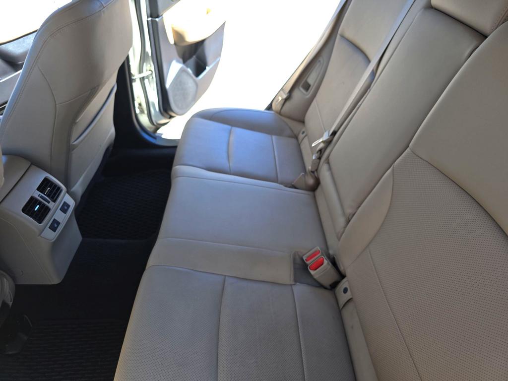 2016 Subaru Outback - $16,995