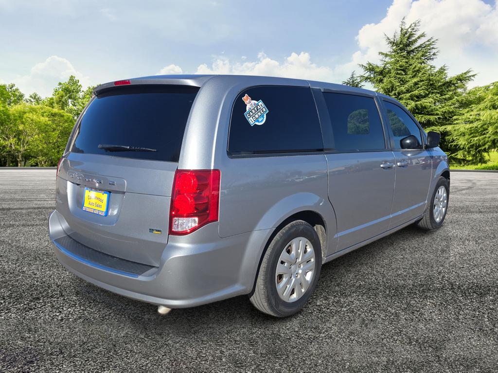 2018 Dodge Grand Caravan - $16,995
