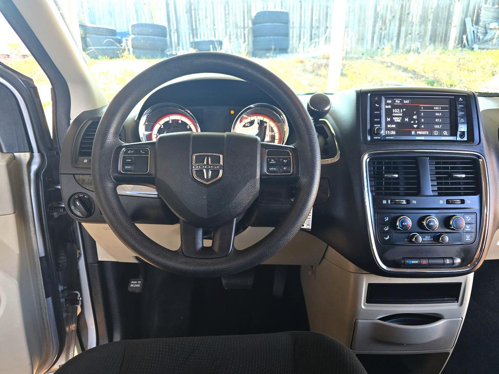 2018 Dodge Grand Caravan - $16,995