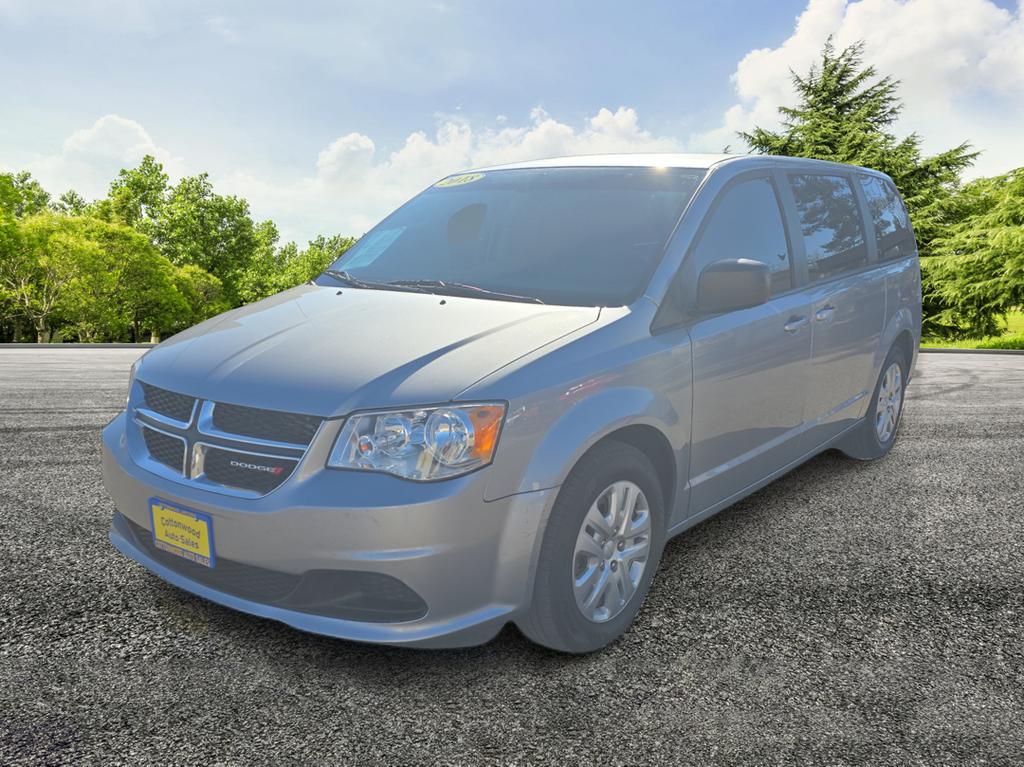 2018 Dodge Grand Caravan - $16,995