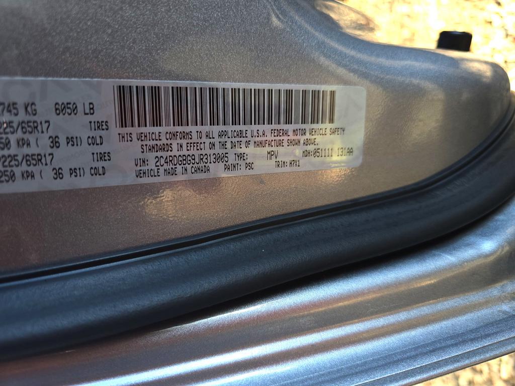 2018 Dodge Grand Caravan - $16,995