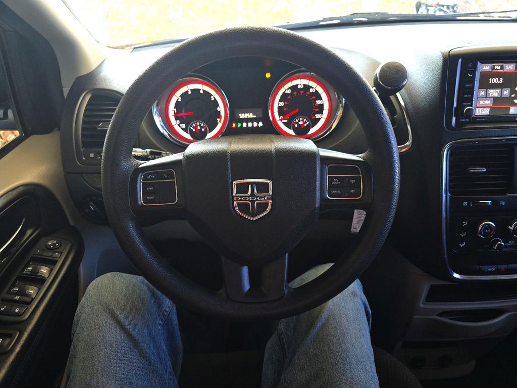2018 Dodge Grand Caravan - $16,995