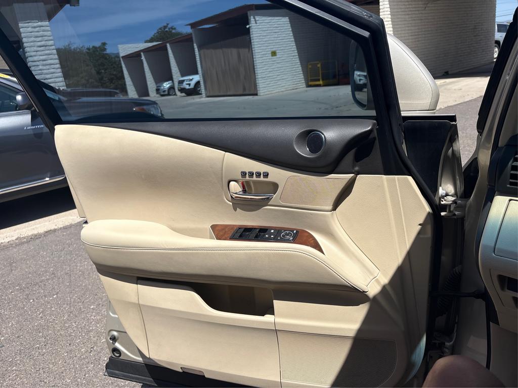 2014 Lexus RX - $18,995