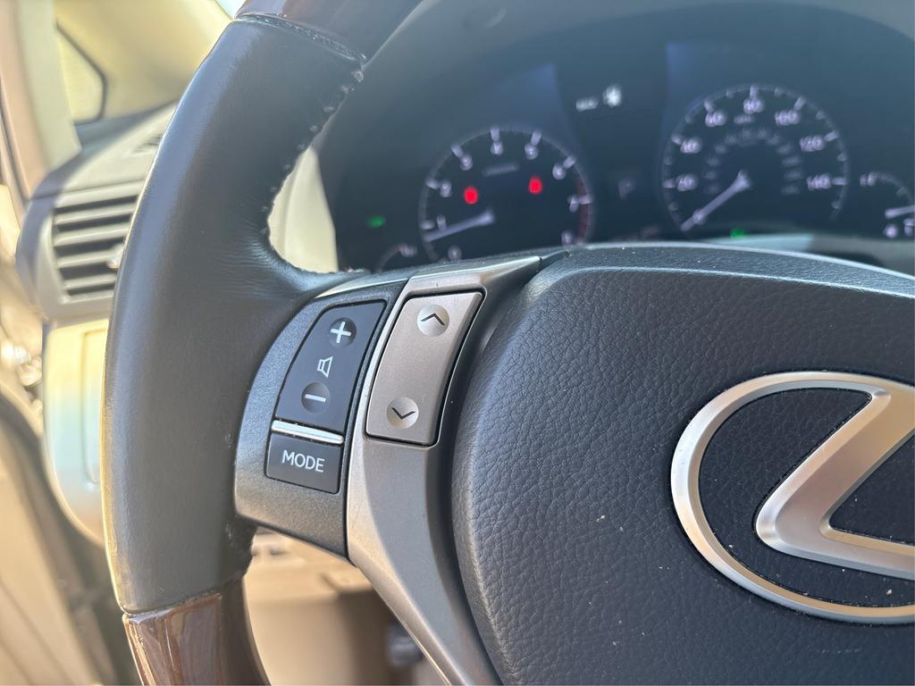 2014 Lexus RX - $18,995