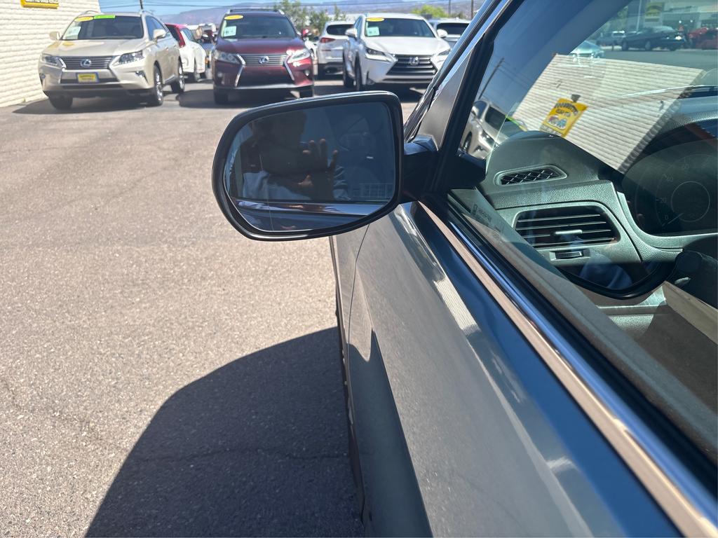 2014 Honda CR-V - $19,995