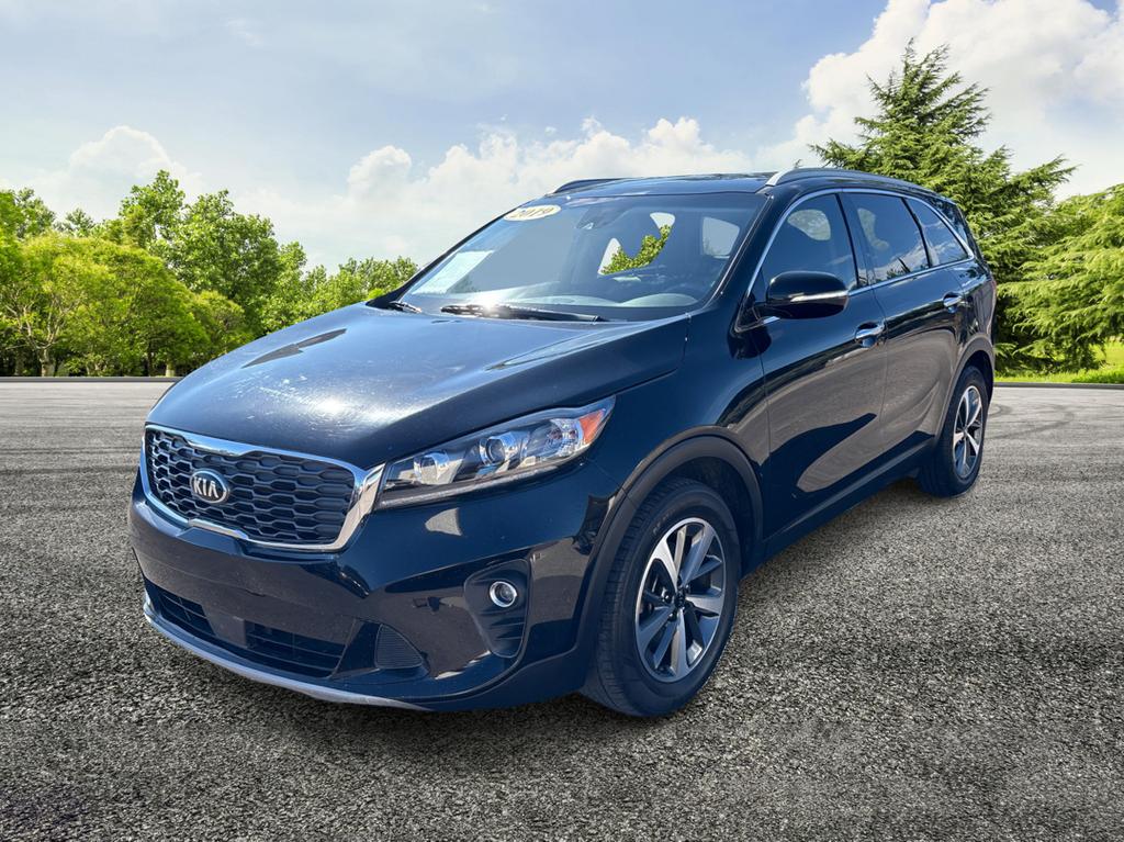 2019 Kia Sorento - $17,995
