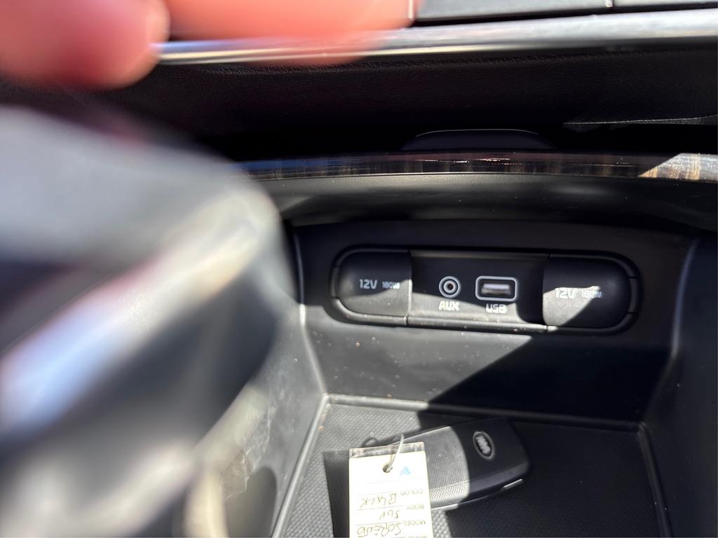 2019 Kia Sorento - $17,995