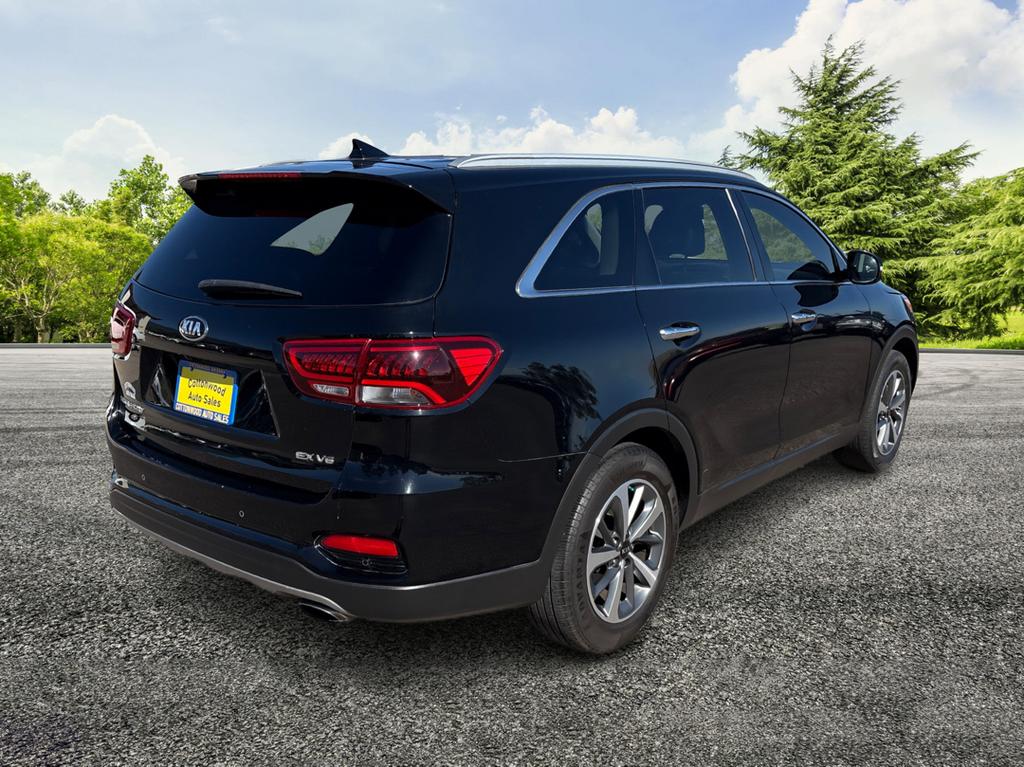 2019 Kia Sorento - $17,995