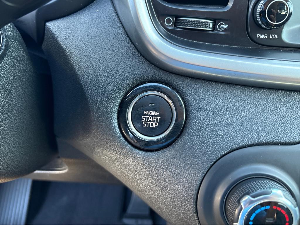 2019 Kia Sorento - $17,995