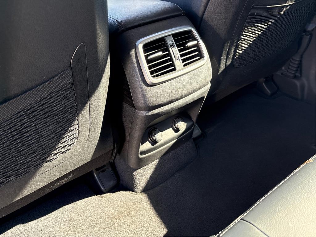 2019 Kia Sorento - $17,995