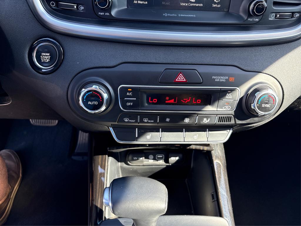 2019 Kia Sorento - $17,995