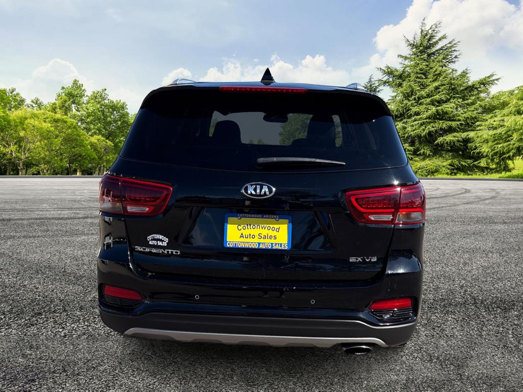 2019 Kia Sorento - $17,995