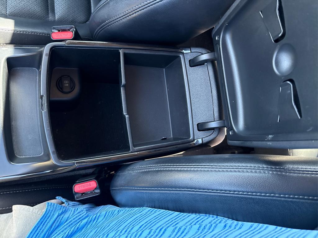 2019 Kia Sorento - $17,995