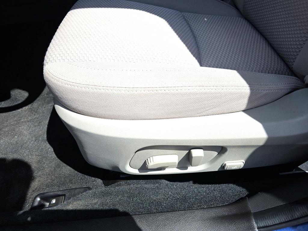 2015 Subaru Forester - $14,995