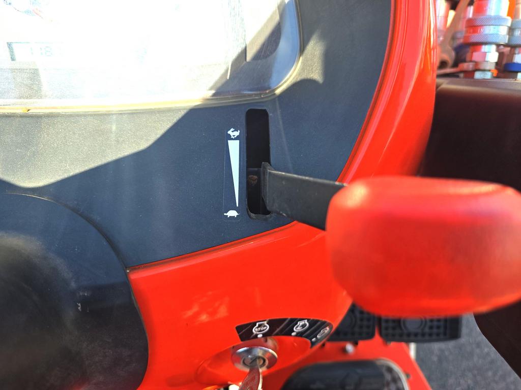 2019 Kubota  L3901hst - $25,995