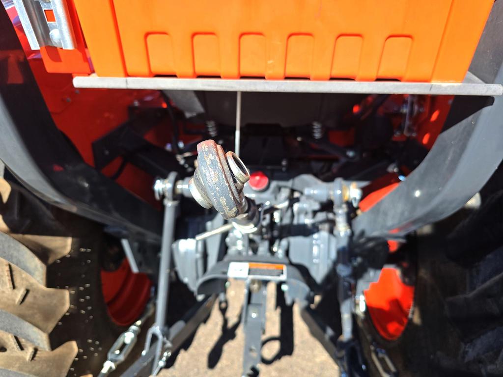 2019 Kubota  L3901hst - $25,995