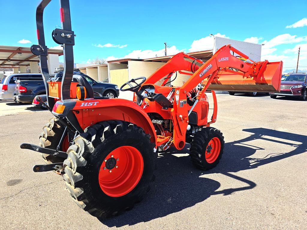 2019 Kubota  L3901hst - $25,995