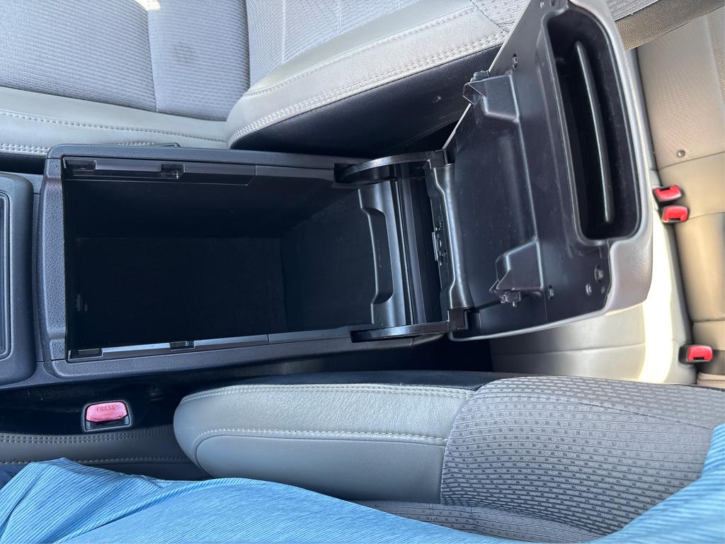 2017 Toyota Camry - $19,995