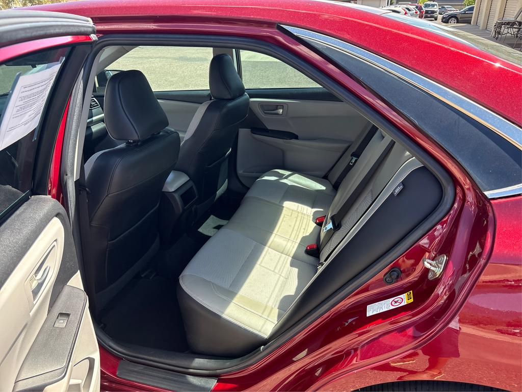 2017 Toyota Camry - $19,995