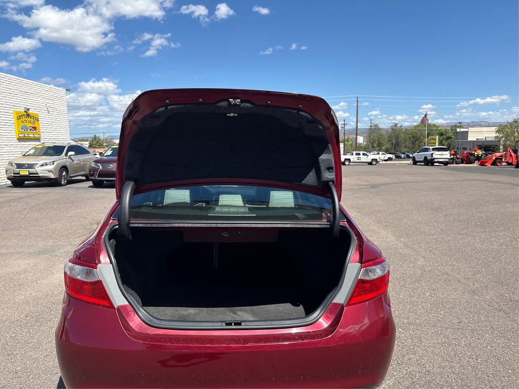 2017 Toyota Camry - $19,995