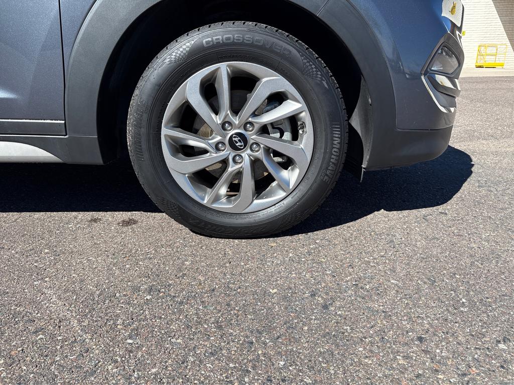 2018 Hyundai Tucson - $14,995