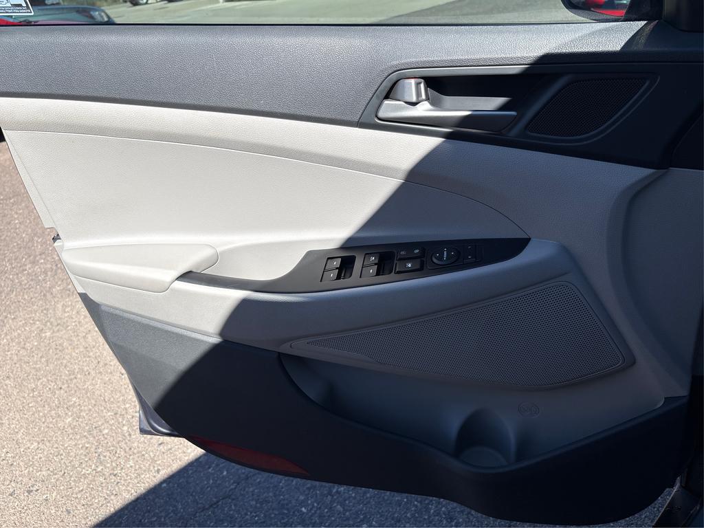 2018 Hyundai Tucson - $14,995