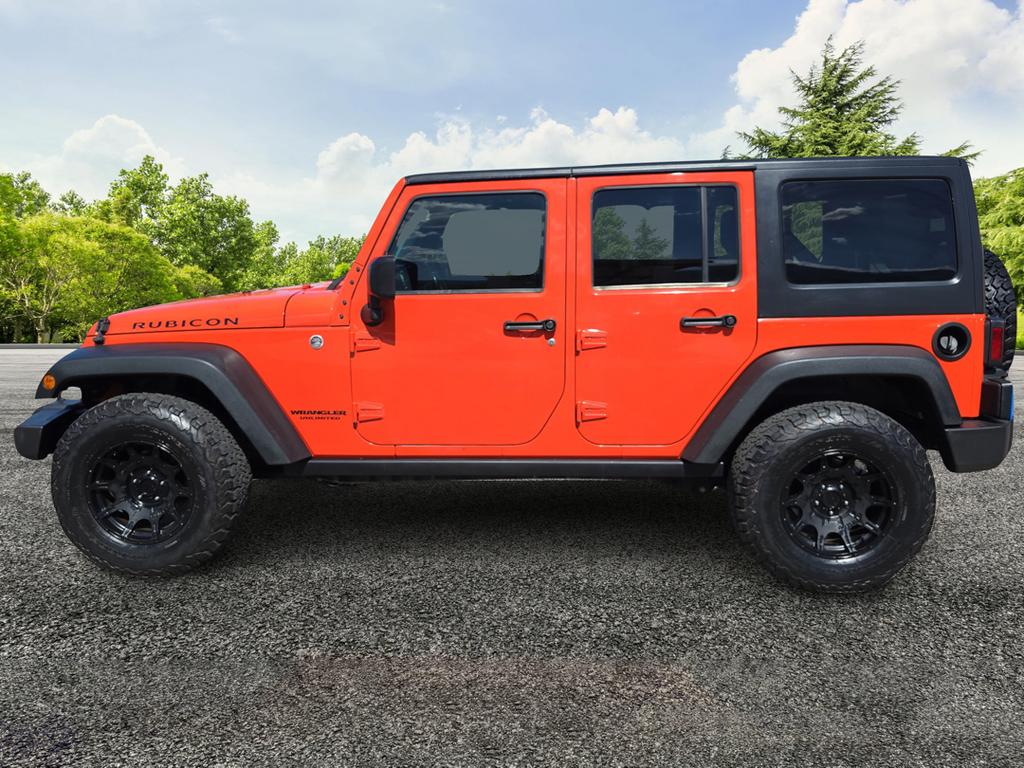2015 Jeep Wrangler - $23,995